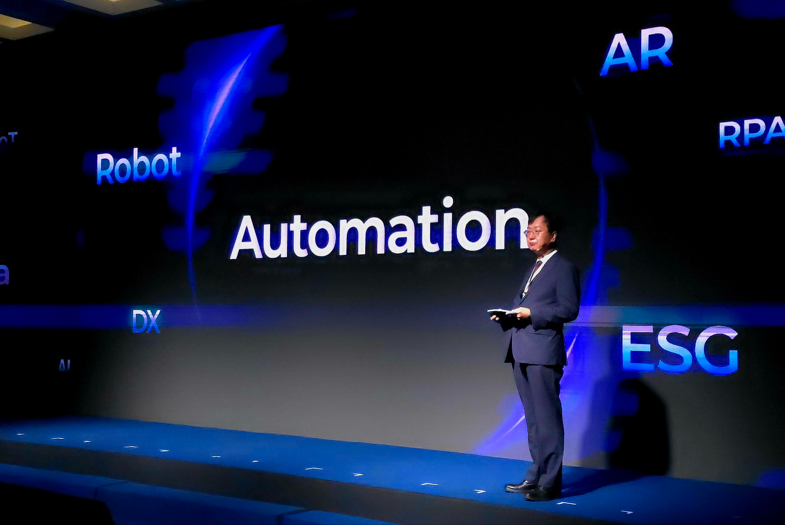 최성안 삼성중공업 대표이사(부회장)가 29일 삼성거제호텔에서 열린 'Auto2Vision' 행사에서 설계·생산자동화 비전을 설명하고 있다.(사진=삼성중공업)