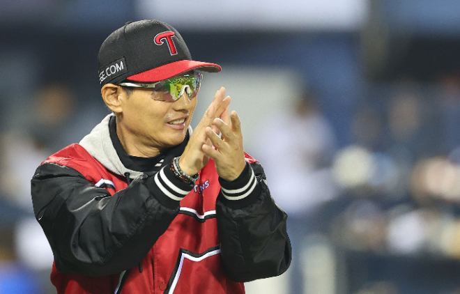 웅진씽크빅, LG트윈스 염경엽 감독 저서 '결국 너의 시간은 온다' 출간