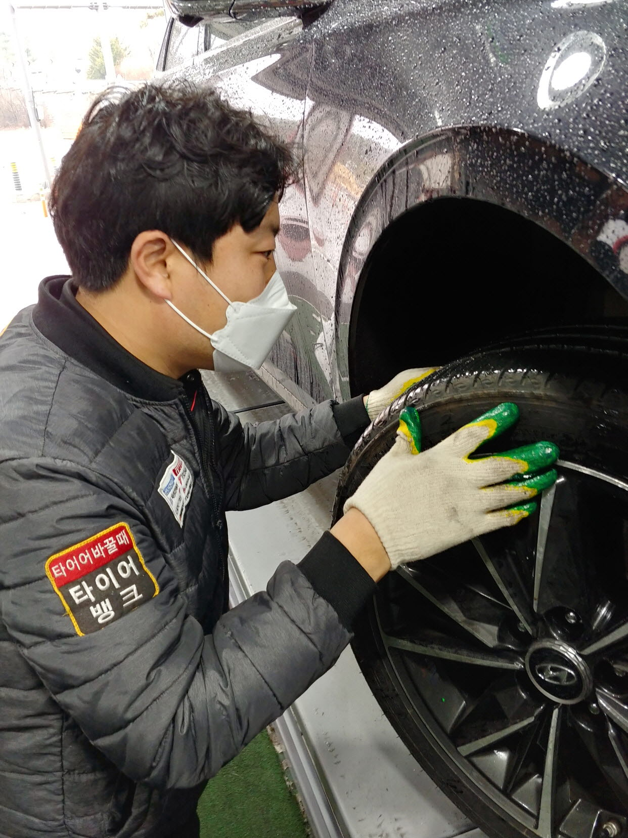 타이어뱅크 “타이어 교체가 어려울 땐 이렇게 따라하세요”