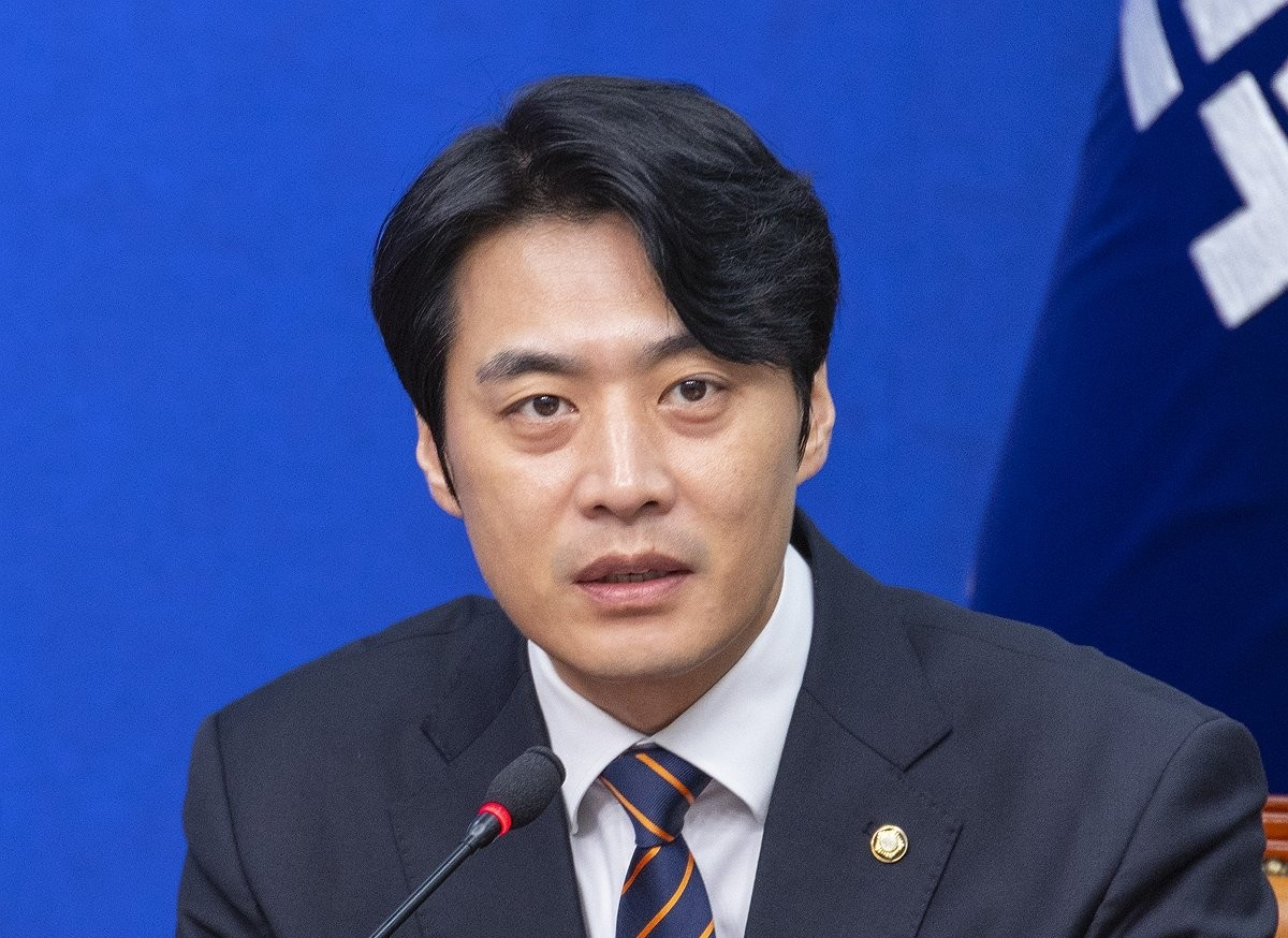 최고위원회의에서 발언하는 한준호 최고위원(사진=연합뉴스)