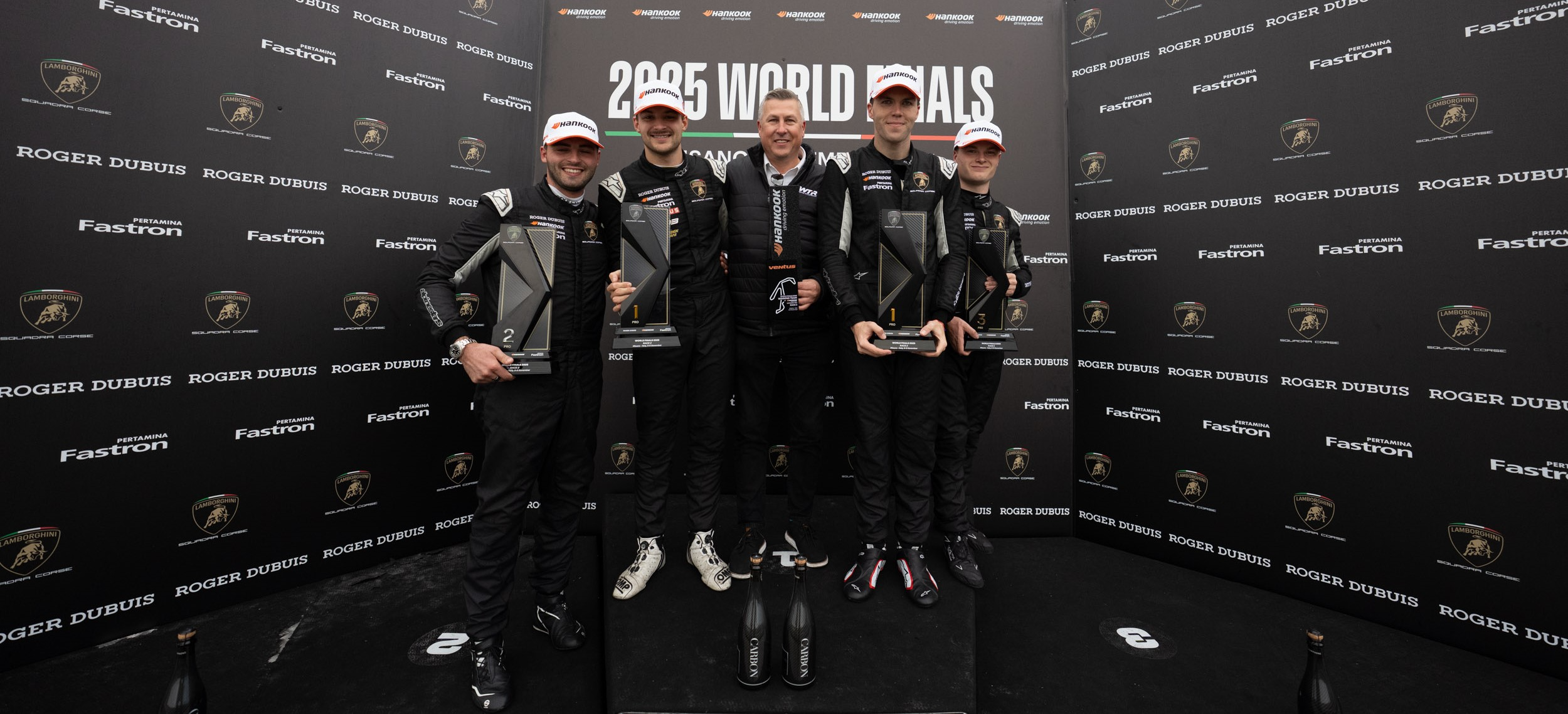 람보르기니 슈퍼 트로페오 2025 월드 파이널 프로(PRO) 클래스 포디엄.(사진=한국타이어)