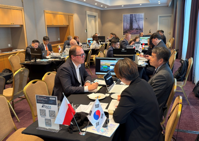 코트라·대전TP 공동 방산 사절단, 폴란드 바르샤바서 방산 B2B 상담회 개최