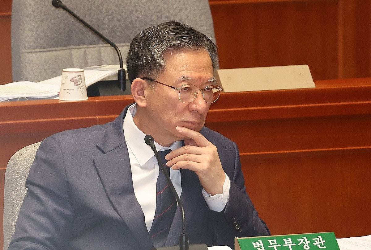 생각에 잠긴 정성호 법무부 장관(사진=연합뉴스)