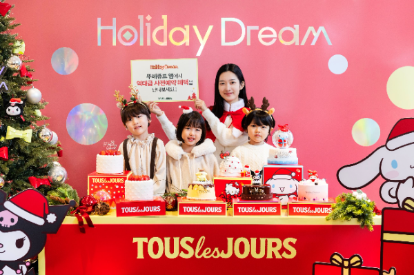 뚜레쥬르, 산리오캐릭터즈 협업 등 윈터 홀리데이 케이크 출시