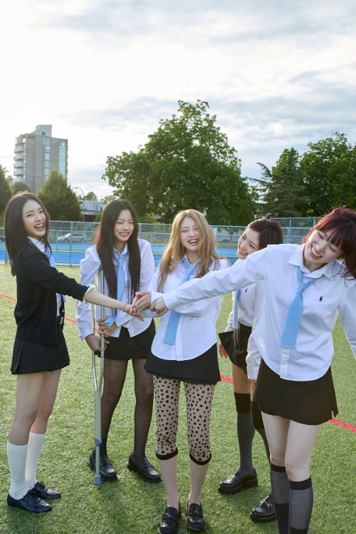 카카오엔터-스타쉽, 그룹 키키 웹소설 프로젝트 시각화 기술 '얼라이브' 적용