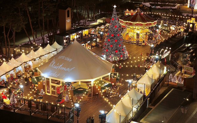 잠실 롯데타운 크리스마스 마켓 전경. (사진=롯데호텔앤리조트)