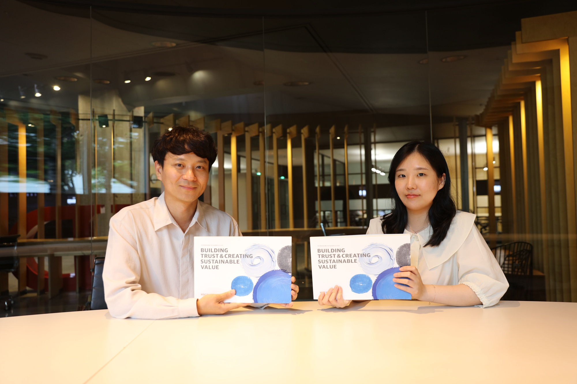 HDC현대산업개발의 2025 지속가능경영보고서.(사진=HDC현대산업개발)