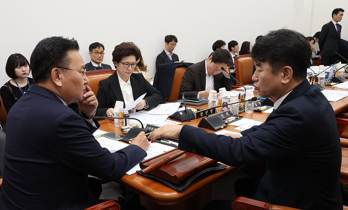 운영위 소위에서도 이어지는 양당 원내 협상(사진=연합뉴스)
