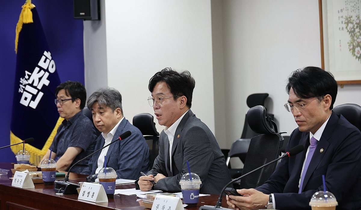 발언하는 김영훈 고용노동부 장관(사진=연합뉴스)