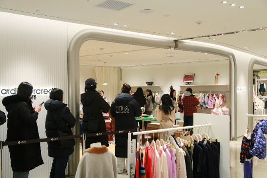 롯데백화점 본점, 미샤앤퍼프 X 아폴리나 협업 컬렉션 국내 단독 공개