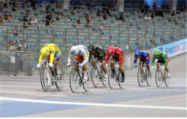 광명스피돔에서 특선급 선수들이 결승선을 향해 달려오고 있다.(사진=국민체육진흥공단)