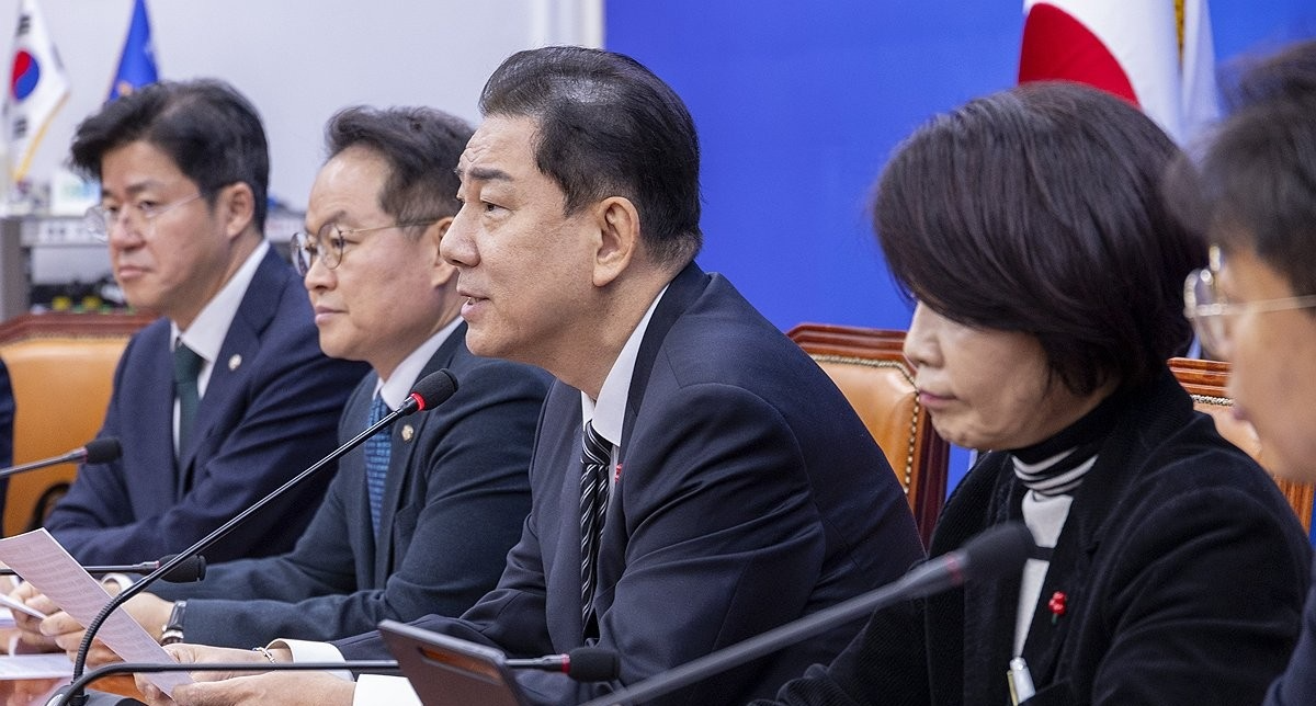 12월 임시국회 첫 본회의 앞두고 발언하는 김병기 원내대표(사진=연합뉴스)