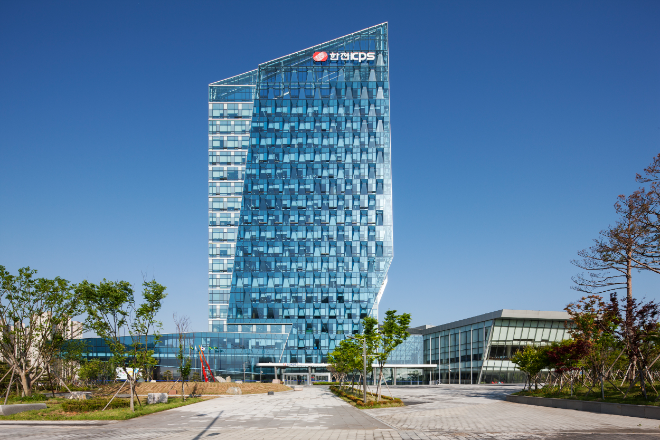 한전KPS, ‘안전 지역사회’ 지원 앞장…경찰 감사장 잇달아