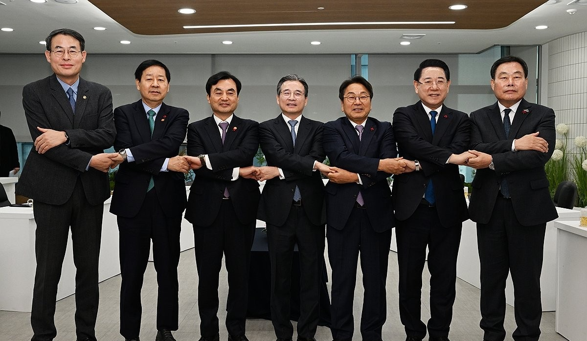 이전 추진 중인 광주공항 협의체 당사자(사진=연합뉴스)