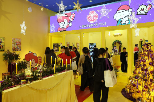 오뚜기, ‘컬리푸드페스타 2025’ 참가…크리스마스 테마 부스 운영