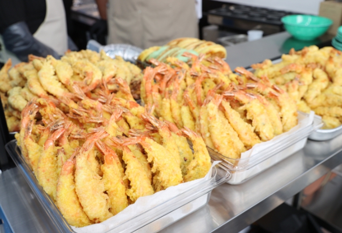 노인일자리 공동체사업단 ‘녹동바다 카페&분식’ 새단장